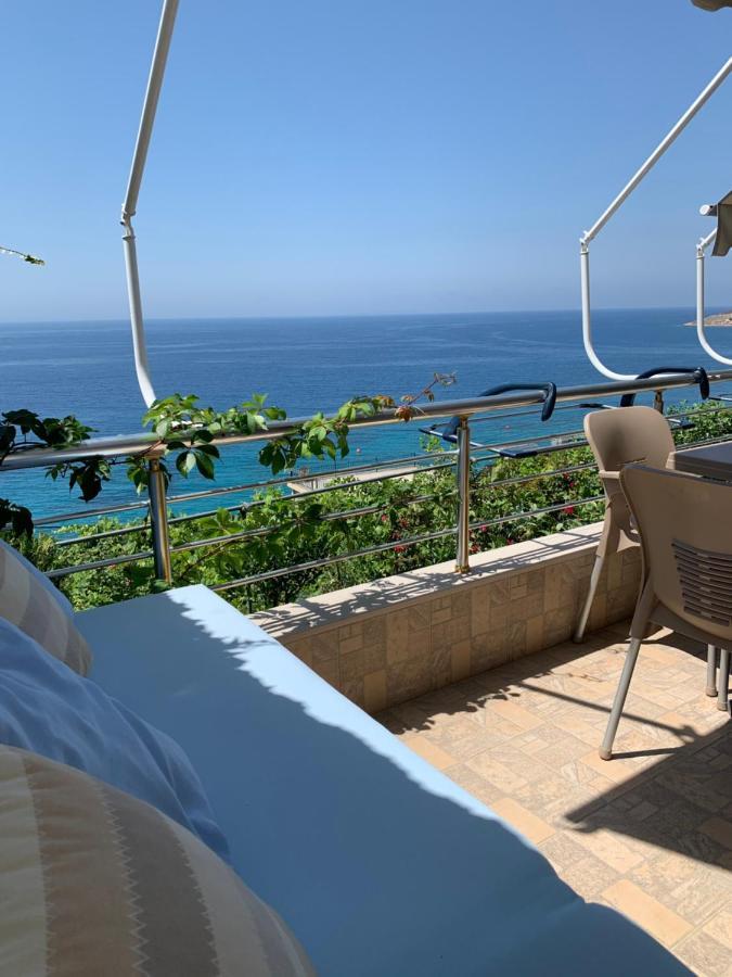 Blue Sea Apartments Qeparo Esterno foto