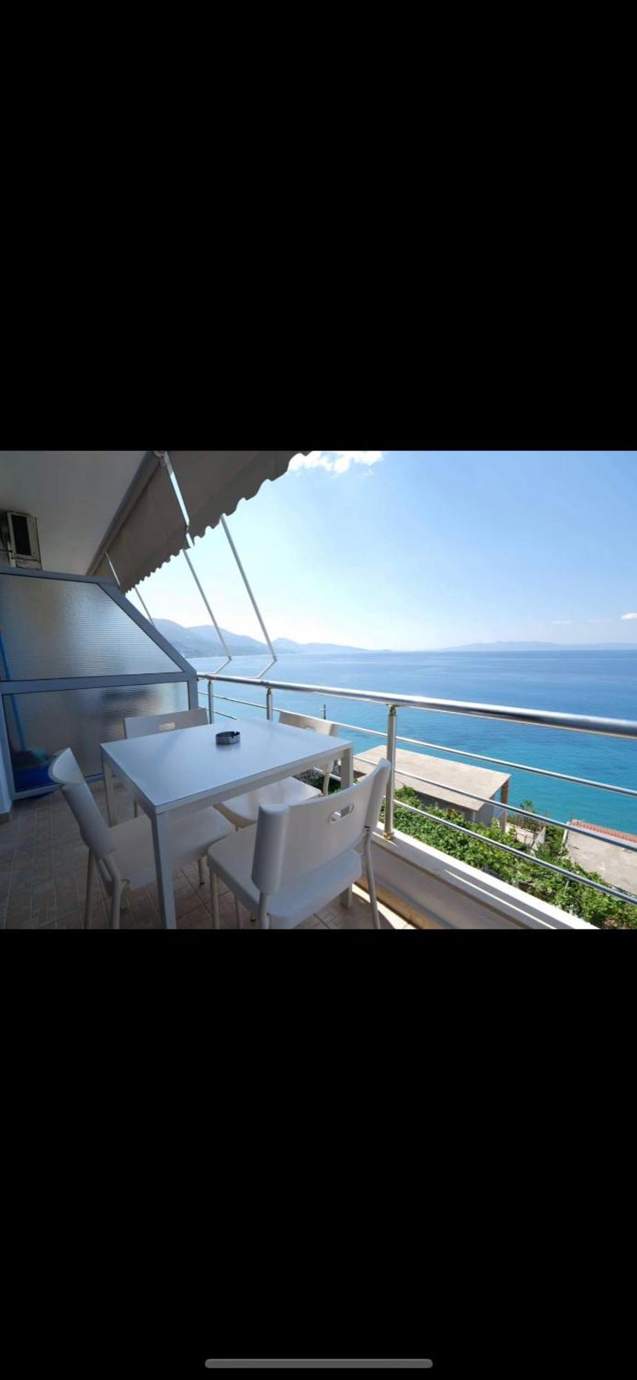 Blue Sea Apartments Qeparo Esterno foto