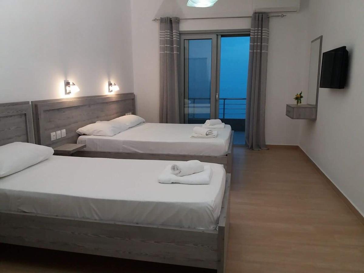 Blue Sea Apartments Qeparo Esterno foto